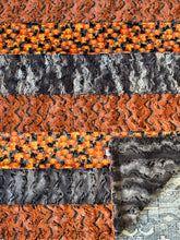 Load image into Gallery viewer, Dame strip Halloween cats
