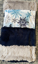 Load image into Gallery viewer, Dame strip blue snowflake

