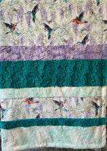 Load image into Gallery viewer, Humming bird with icicle sorbet
