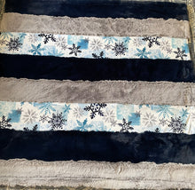 Load image into Gallery viewer, Dame strip blue snowflake
