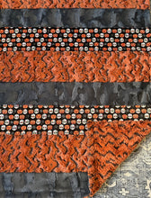 Load image into Gallery viewer, Dame strip Halloween skulls
