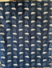 Load image into Gallery viewer, Dame dreamer polar bear and Starglazer iced chinchilla
