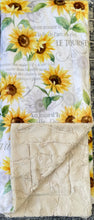 Load image into Gallery viewer, Countess dreamer sunflower and seafoam hide
