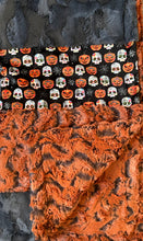 Load image into Gallery viewer, Dame strip Halloween skulls
