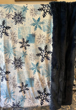 Load image into Gallery viewer, Countess dreamer blue snowflakes

