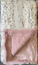 Load image into Gallery viewer, Dame dreamer frosted lynx and rosewater Arctic rabbit
