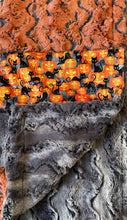 Load image into Gallery viewer, Dame strip Halloween cats
