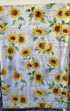 Load image into Gallery viewer, Countess dreamer sunflower and seafoam hide

