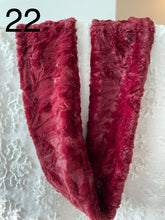 Load image into Gallery viewer, Scarves
